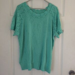 Grandma chic crochet short sleeve top